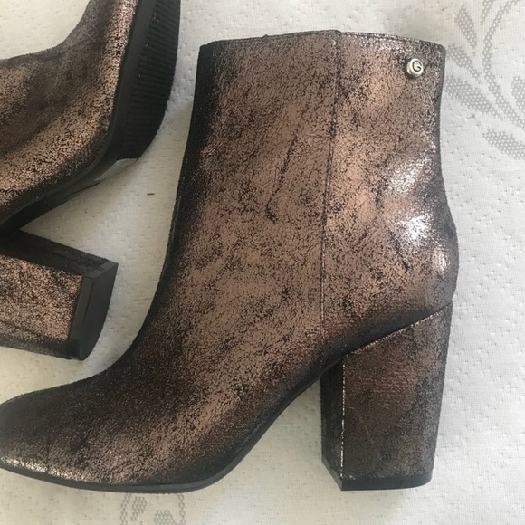 Guess Freshie Boots - Picture 2 of 8